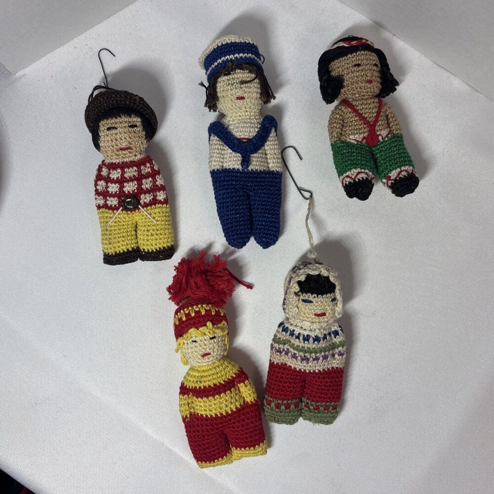 Vintage Crocheted International Dolls Christmas Ornaments Lot of 5 Folk Art Yarn